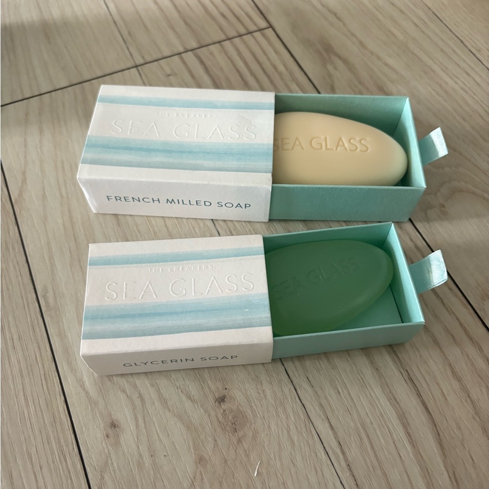 The Breakers Palm Beach Resort Glycerin Soap and French Milled Soap - Picture 2 of 3